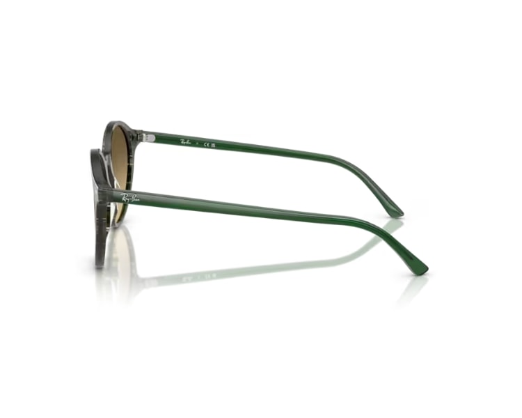 image_e0c51bf8-1ae6-4de0-90fd-115859907d48